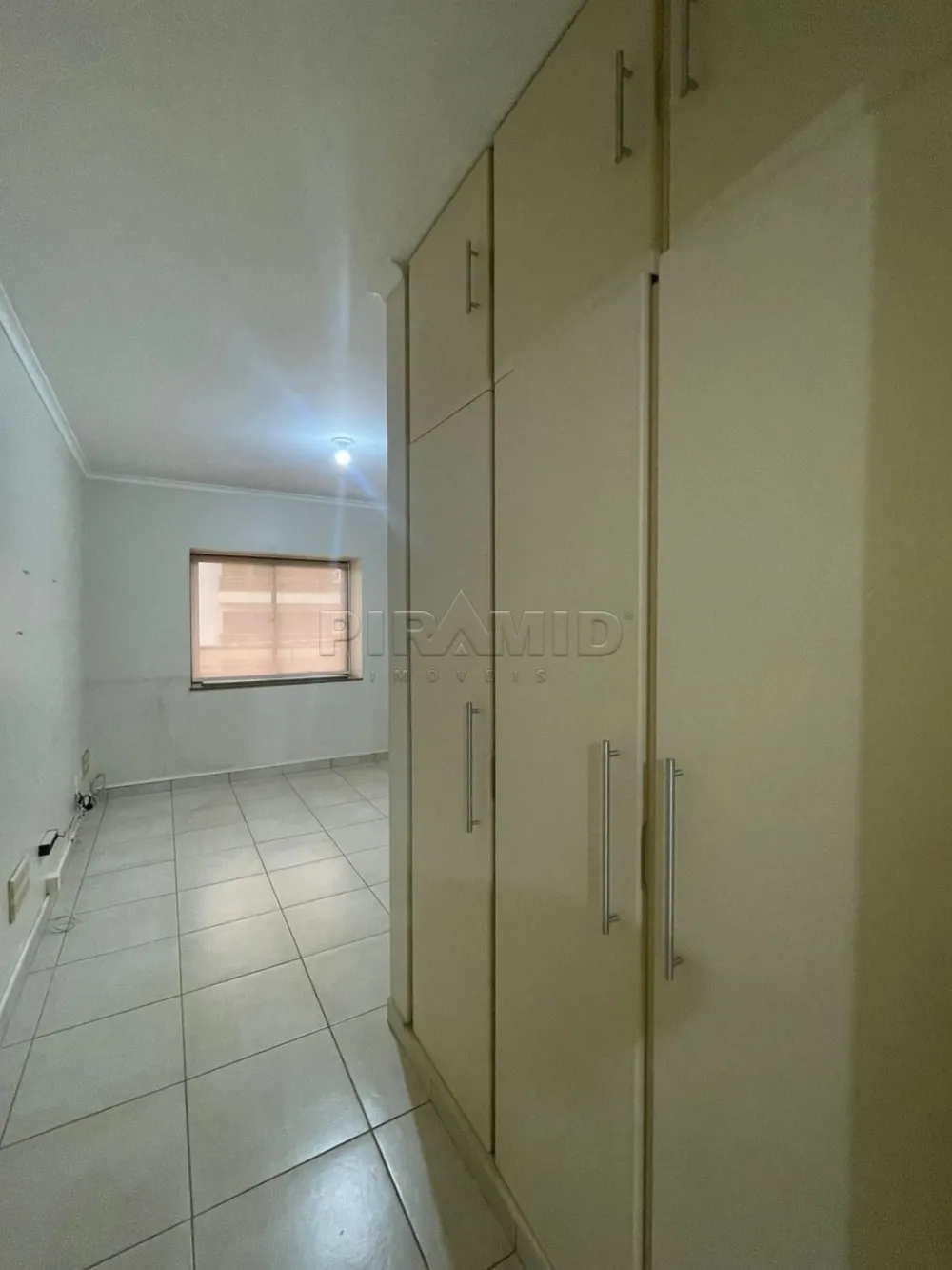 Alugar Apartamento / Padr&atilde;o em Ribeir&atilde;o Preto R$ 1.700,00 - Foto 36