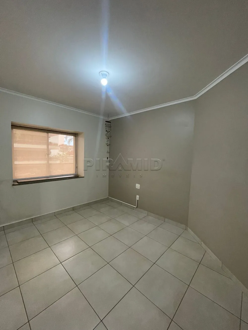 Alugar Apartamento / Padr&atilde;o em Ribeir&atilde;o Preto R$ 1.700,00 - Foto 37