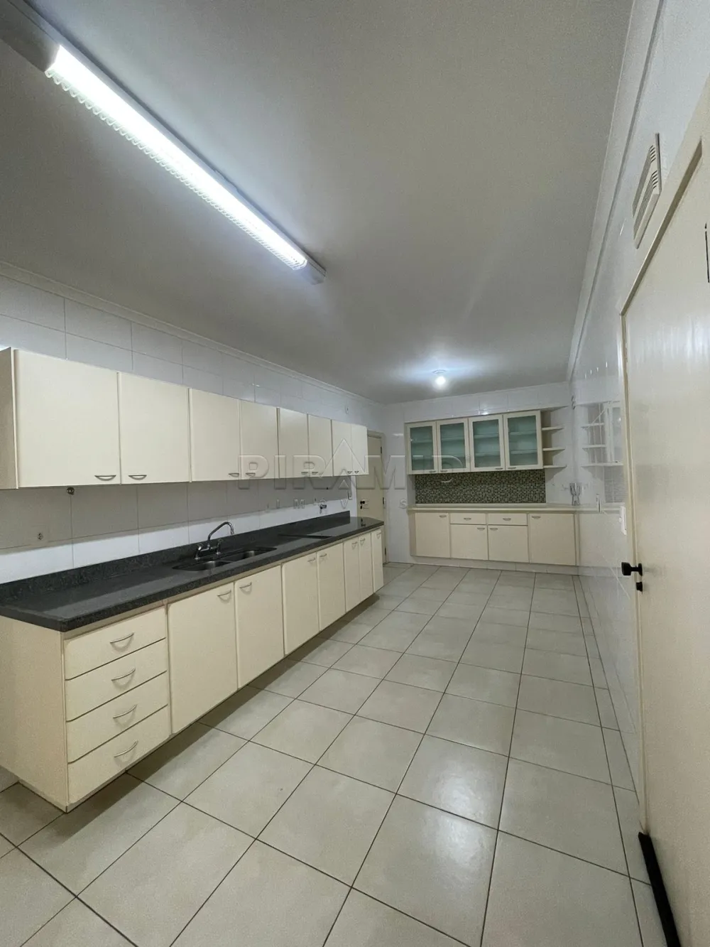 Alugar Apartamento / Padr&atilde;o em Ribeir&atilde;o Preto R$ 1.700,00 - Foto 59