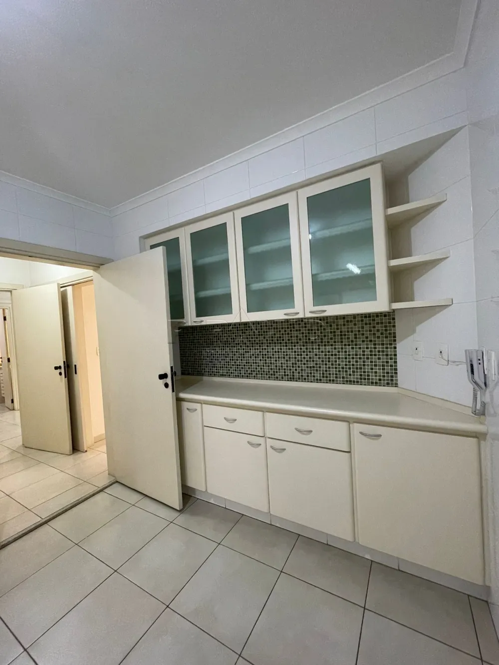 Alugar Apartamento / Padr&atilde;o em Ribeir&atilde;o Preto R$ 1.700,00 - Foto 62