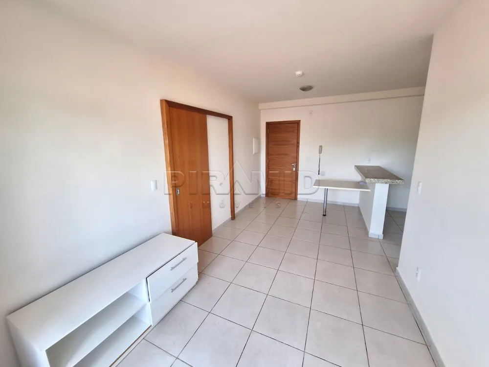 Alugar Apartamento / Padr&atilde;o em Ribeir&atilde;o Preto R$ 1.500,00 - Foto 2