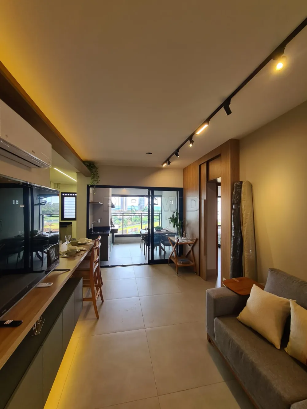 Comprar Apartamento / Padr&atilde;o em Ribeir&atilde;o Preto R$ 730.000,00 - Foto 2