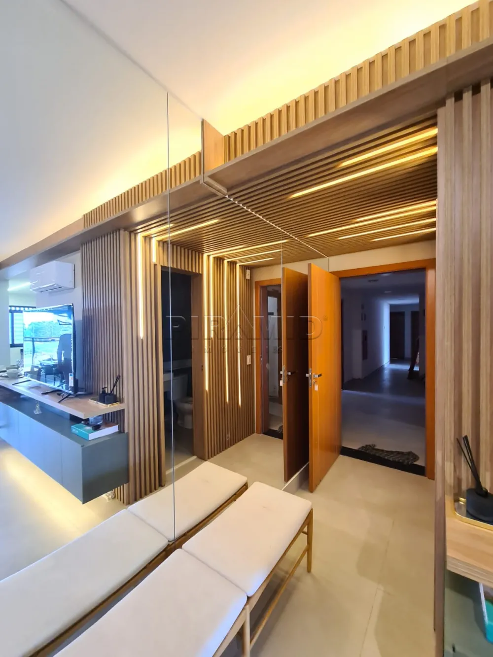 Comprar Apartamento / Padr&atilde;o em Ribeir&atilde;o Preto R$ 730.000,00 - Foto 3