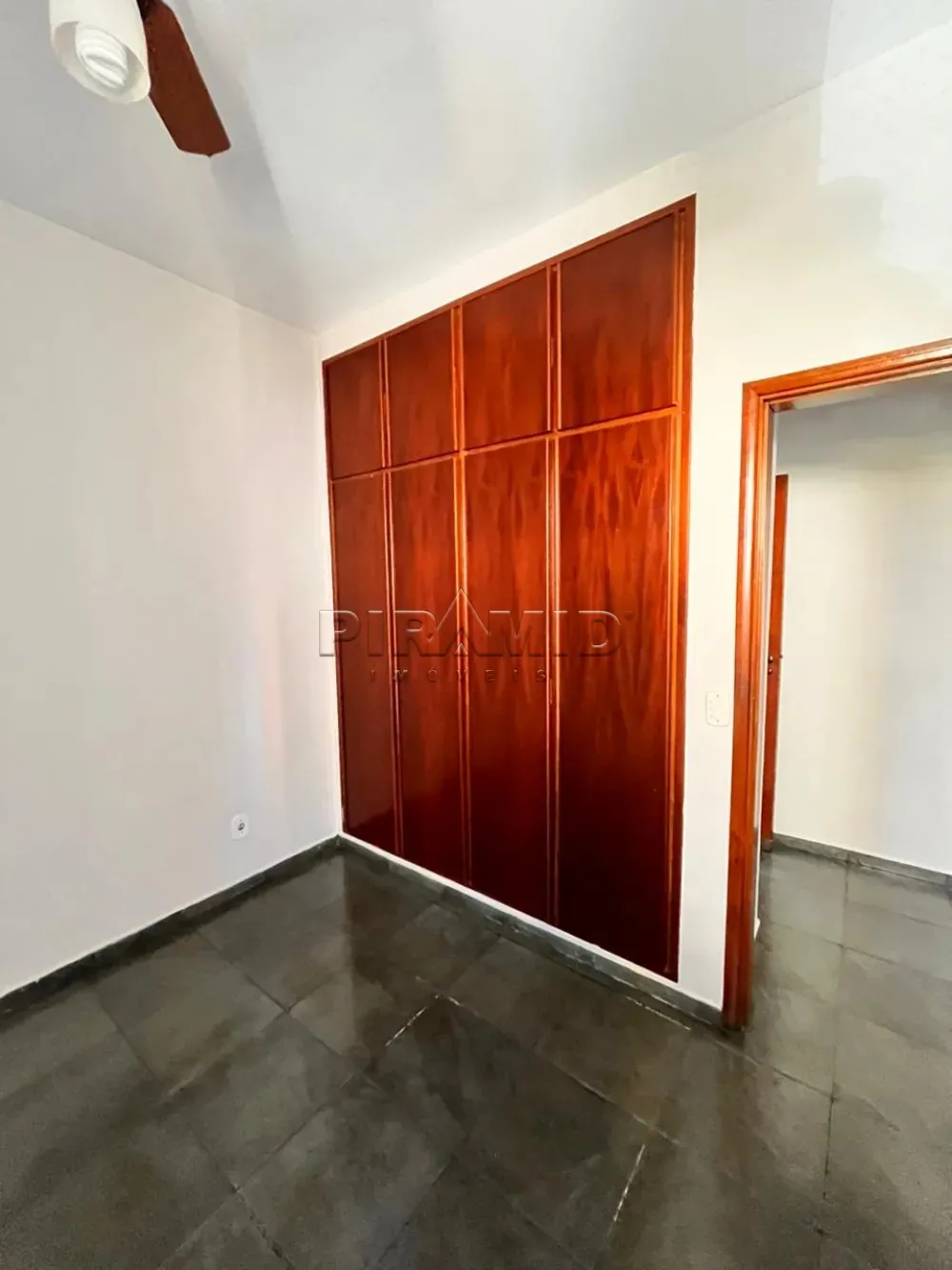 Alugar Apartamento / Padr&atilde;o em Ribeir&atilde;o Preto R$ 1.700,00 - Foto 9