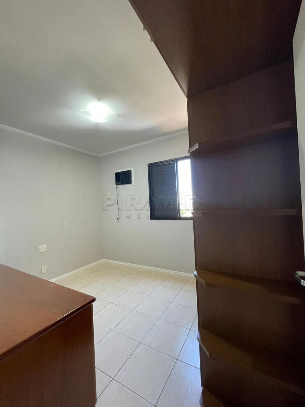 Alugar Apartamento / Padr&atilde;o em Ribeir&atilde;o Preto R$ 1.800,00 - Foto 18
