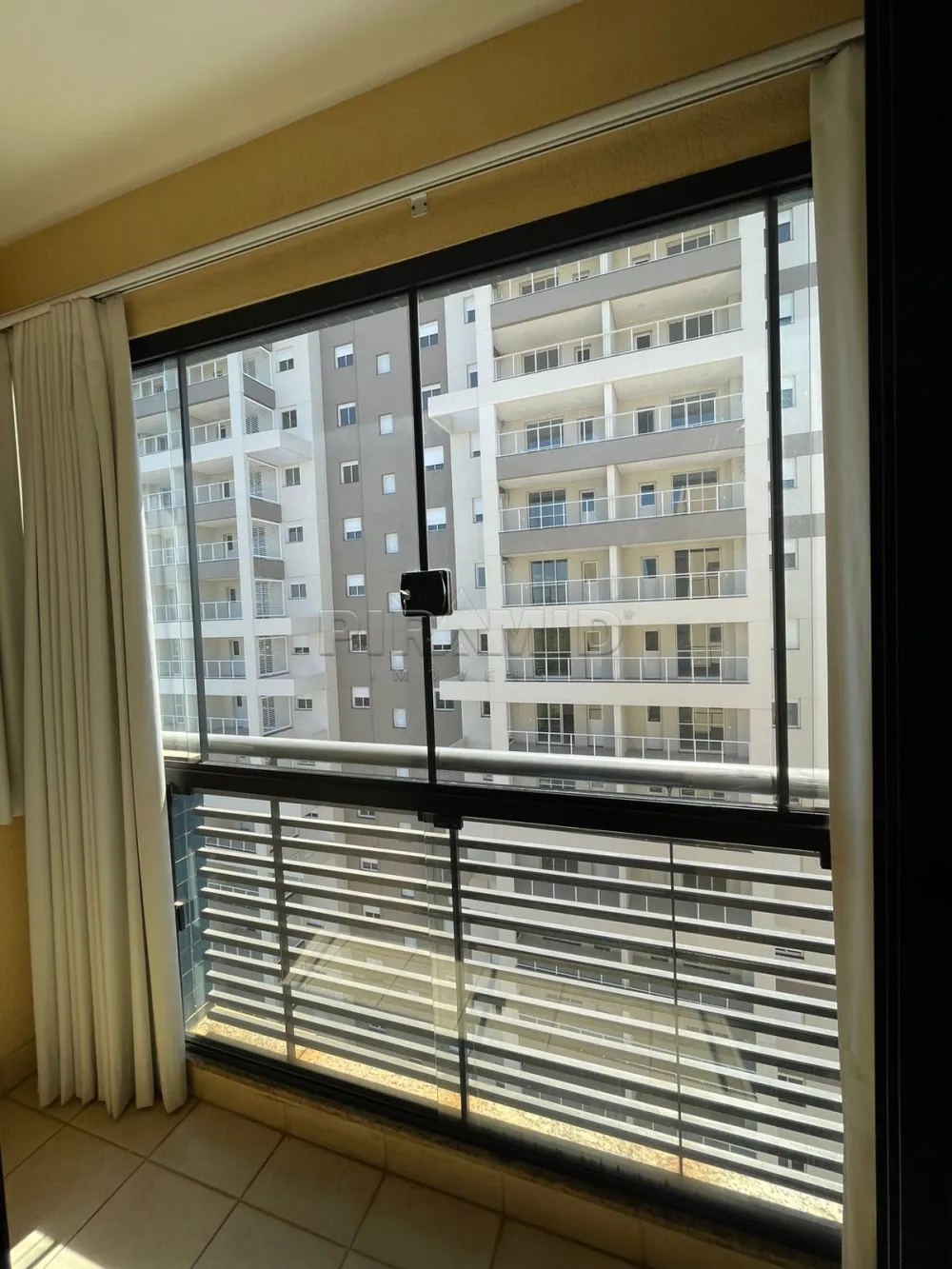 Alugar Apartamento / Padr&atilde;o em Ribeir&atilde;o Preto R$ 1.800,00 - Foto 34