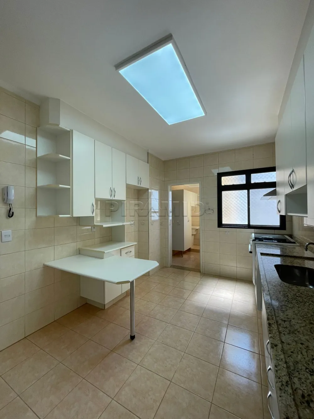 Alugar Apartamento / Padr&atilde;o em Ribeir&atilde;o Preto R$ 1.800,00 - Foto 52