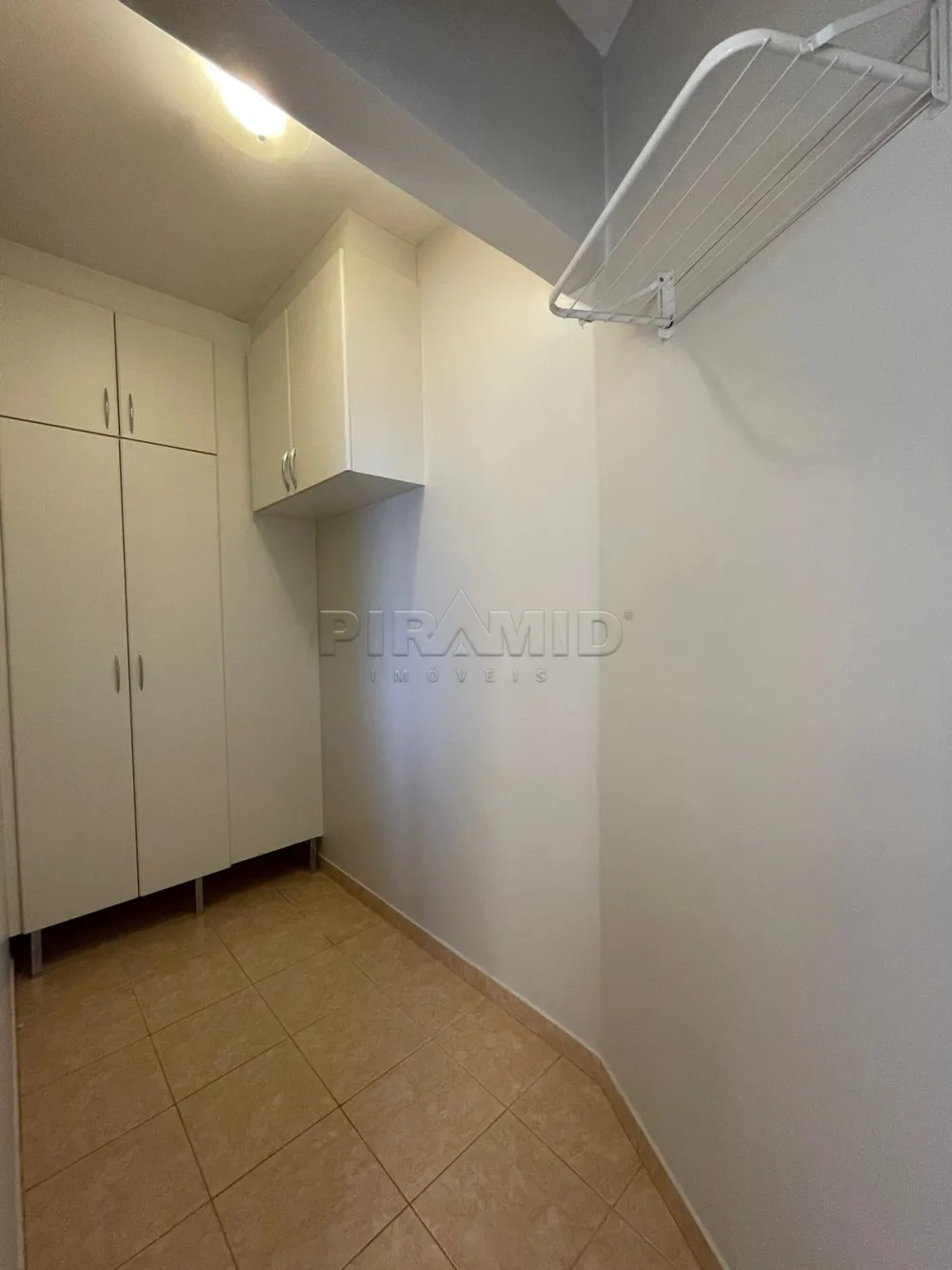 Alugar Apartamento / Padr&atilde;o em Ribeir&atilde;o Preto R$ 1.800,00 - Foto 57