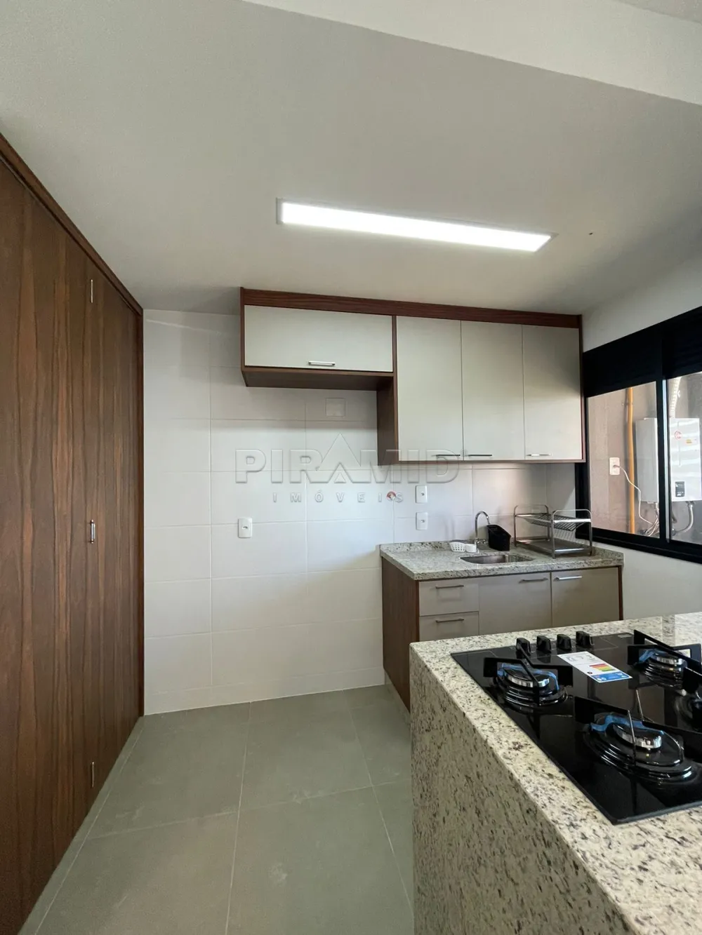 Alugar Apartamento / Padr&atilde;o em Ribeir&atilde;o Preto R$ 3.000,00 - Foto 6