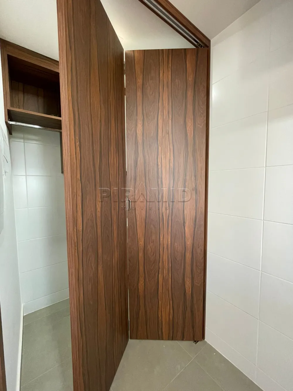 Alugar Apartamento / Padr&atilde;o em Ribeir&atilde;o Preto R$ 3.000,00 - Foto 11