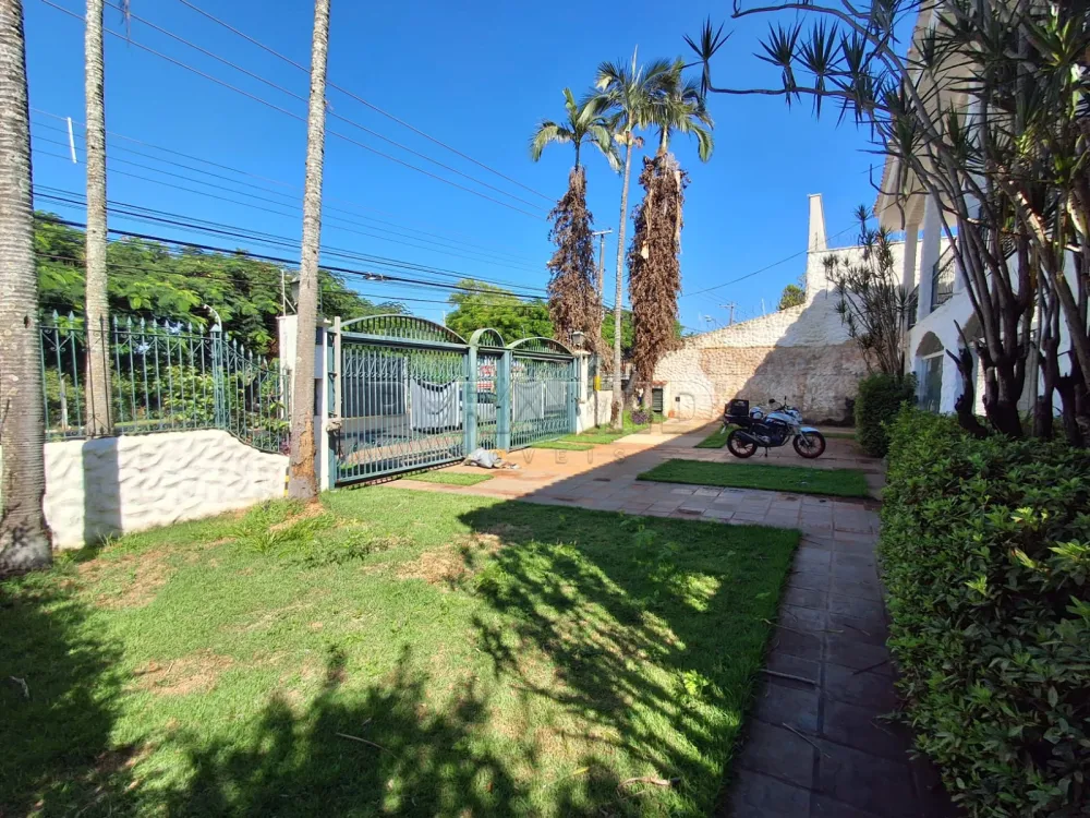 Alugar Casa / Padr&atilde;o em Ribeir&atilde;o Preto R$ 10.800,00 - Foto 3