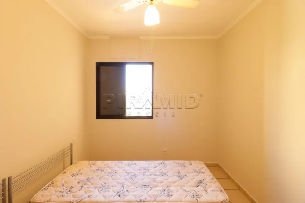 Alugar Apartamento / Padr&atilde;o em Ribeir&atilde;o Preto R$ 1.600,00 - Foto 4