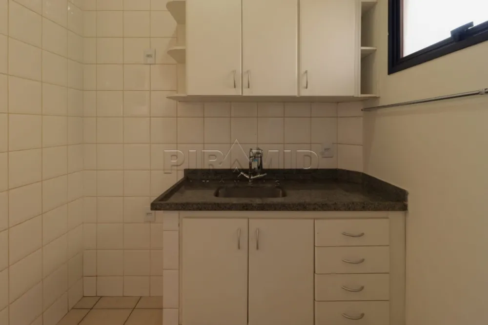 Alugar Apartamento / Padr&atilde;o em Ribeir&atilde;o Preto R$ 1.600,00 - Foto 10