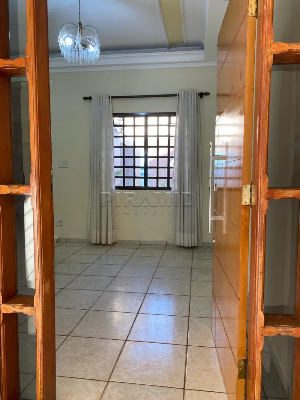 Comprar Casa / Padr&atilde;o em Ribeir&atilde;o Preto R$ 474.000,00 - Foto 2