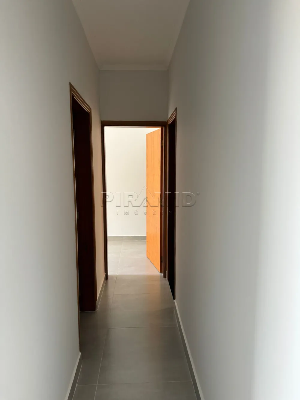 Alugar Apartamento / Padr&atilde;o em Ribeir&atilde;o Preto R$ 1.300,00 - Foto 5
