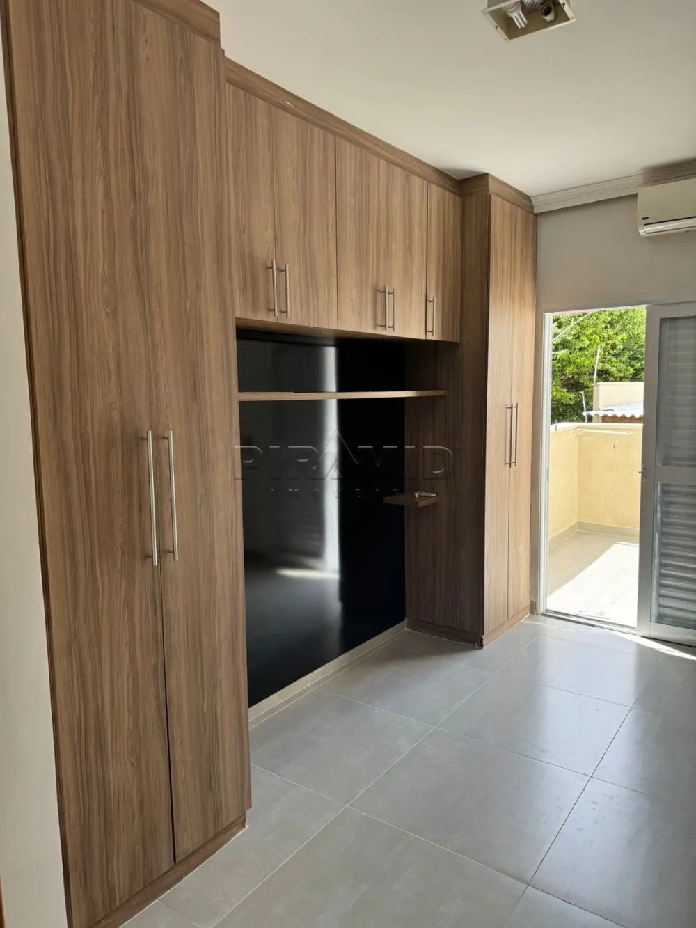 Alugar Apartamento / Padr&atilde;o em Ribeir&atilde;o Preto R$ 1.300,00 - Foto 16