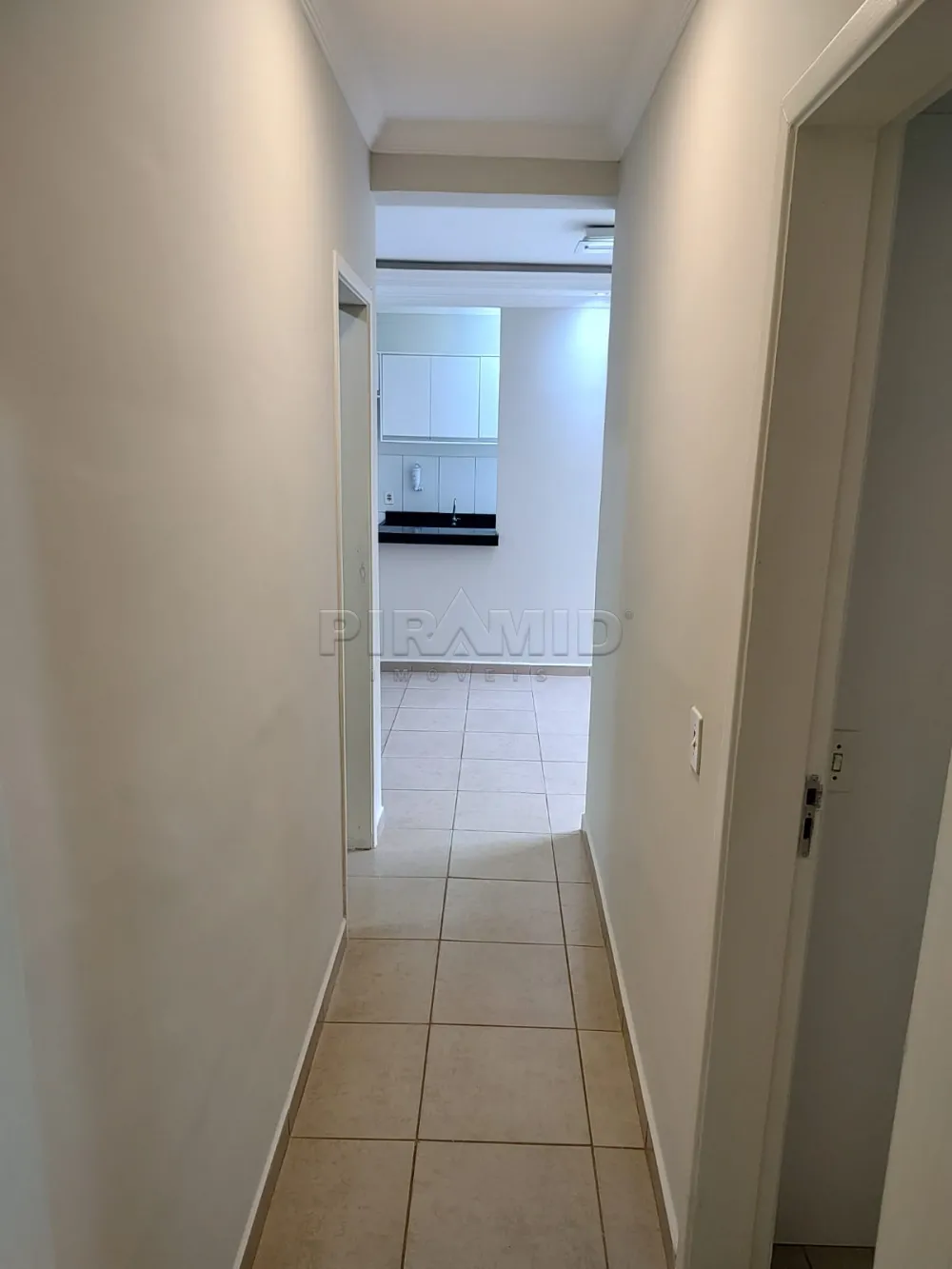 Alugar Apartamento / Padr&atilde;o em Ribeir&atilde;o Preto R$ 1.500,00 - Foto 14