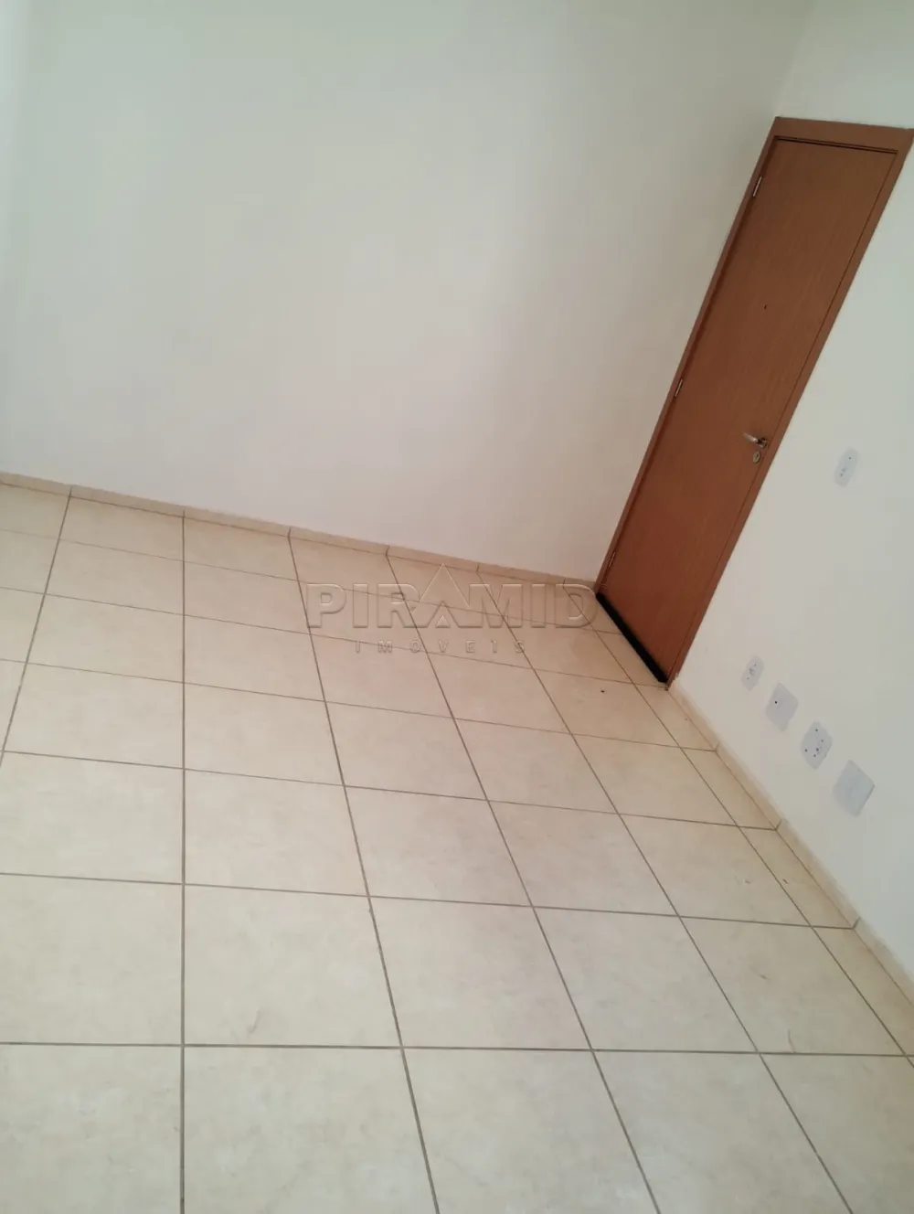 Alugar Apartamento / Padr&atilde;o em Ribeir&atilde;o Preto R$ 900,00 - Foto 1