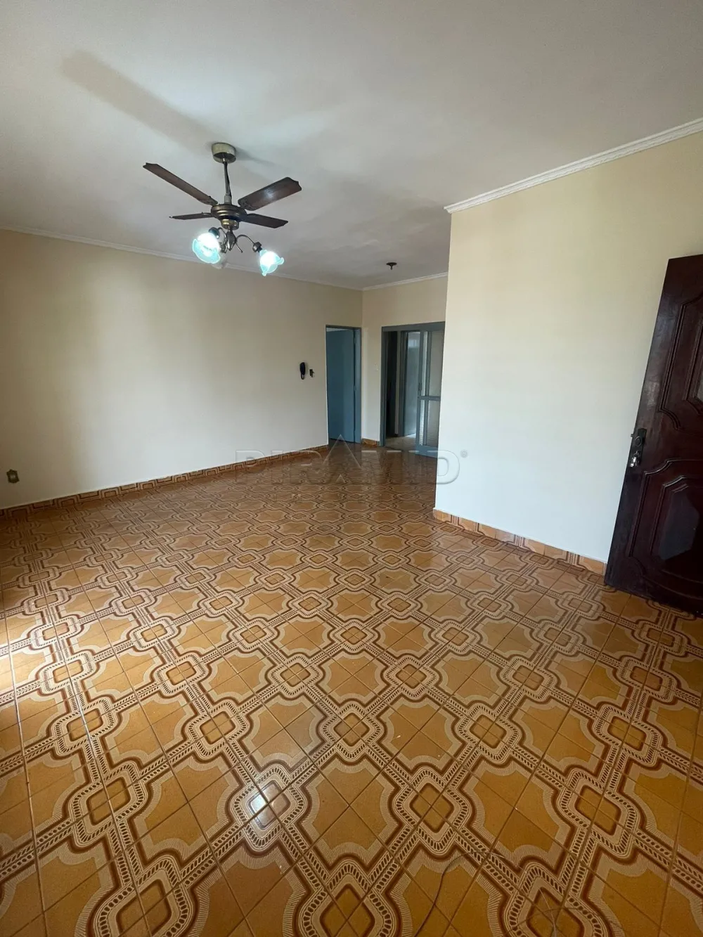 Alugar Casa / Padr&atilde;o em Ribeir&atilde;o Preto R$ 1.900,00 - Foto 9