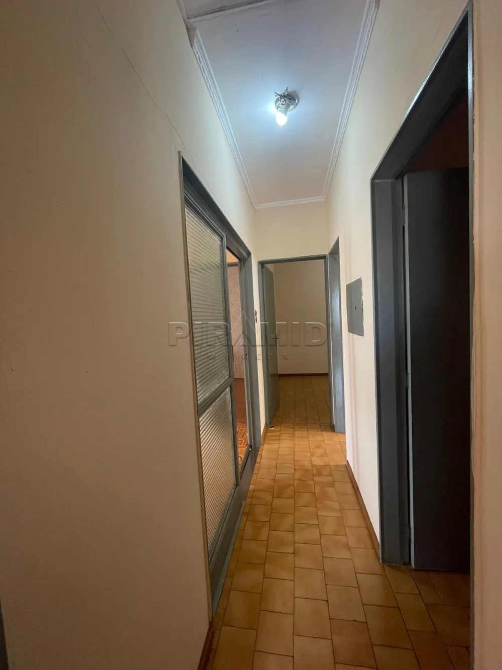 Alugar Casa / Padr&atilde;o em Ribeir&atilde;o Preto R$ 1.900,00 - Foto 26