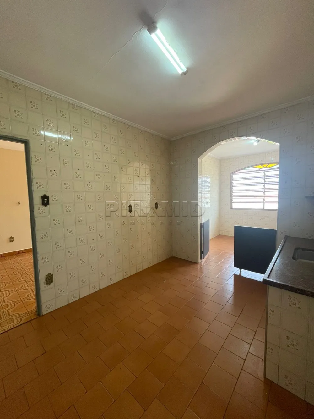 Alugar Casa / Padr&atilde;o em Ribeir&atilde;o Preto R$ 1.900,00 - Foto 30