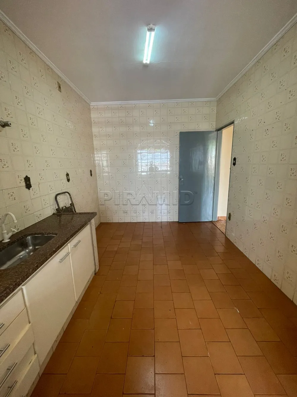 Alugar Casa / Padr&atilde;o em Ribeir&atilde;o Preto R$ 1.900,00 - Foto 34