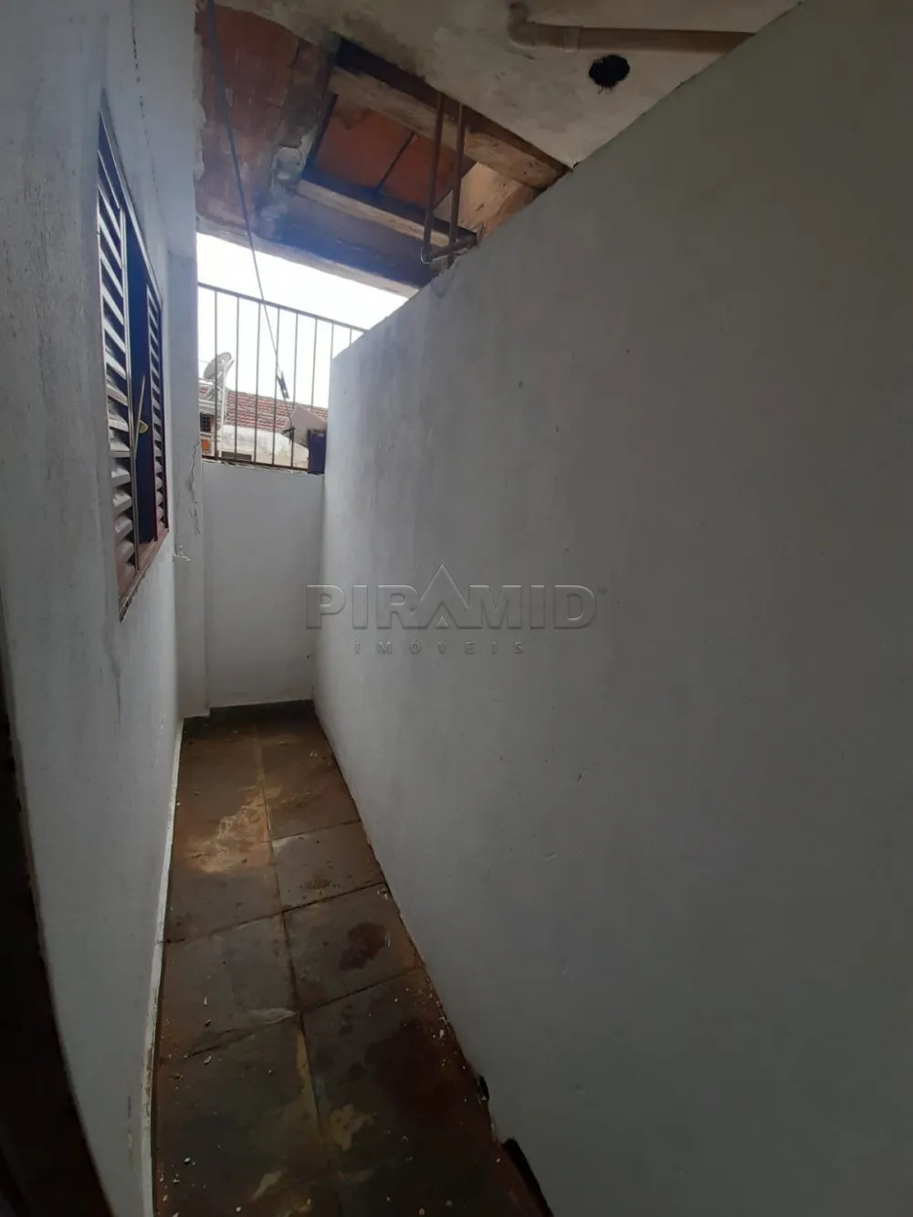 Comprar Casa / Padr&atilde;o em Ribeir&atilde;o Preto R$ 270.000,00 - Foto 5