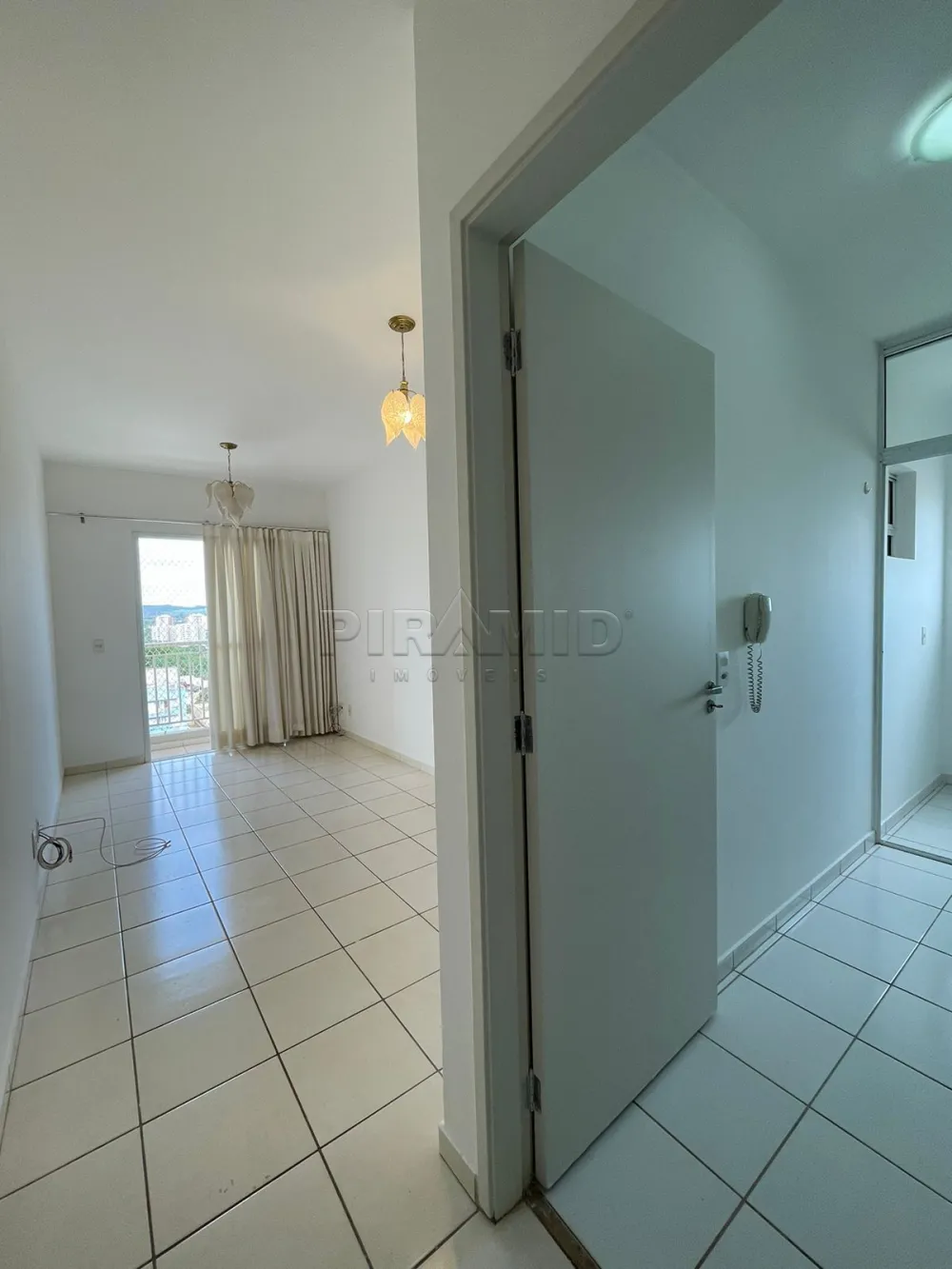 Alugar Apartamento / Padr&atilde;o em Ribeir&atilde;o Preto R$ 1.850,00 - Foto 1
