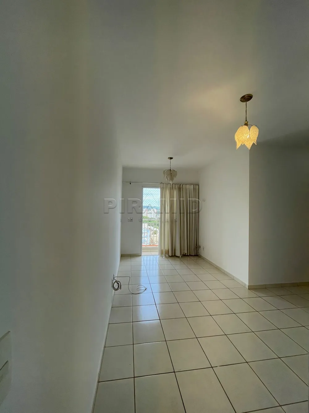Alugar Apartamento / Padr&atilde;o em Ribeir&atilde;o Preto R$ 1.850,00 - Foto 2