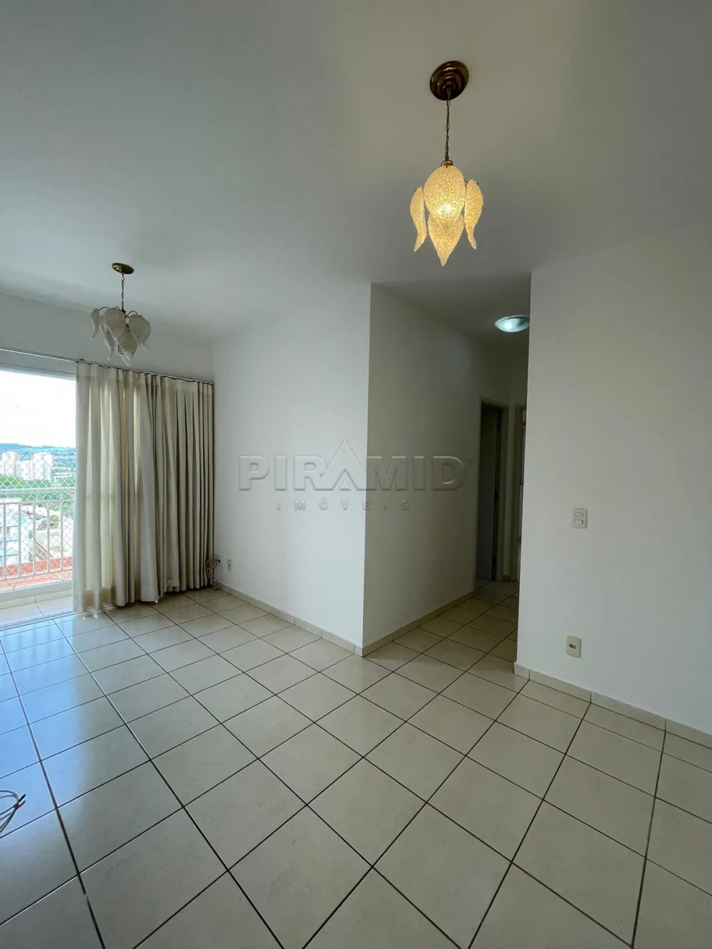 Alugar Apartamento / Padr&atilde;o em Ribeir&atilde;o Preto R$ 1.850,00 - Foto 3
