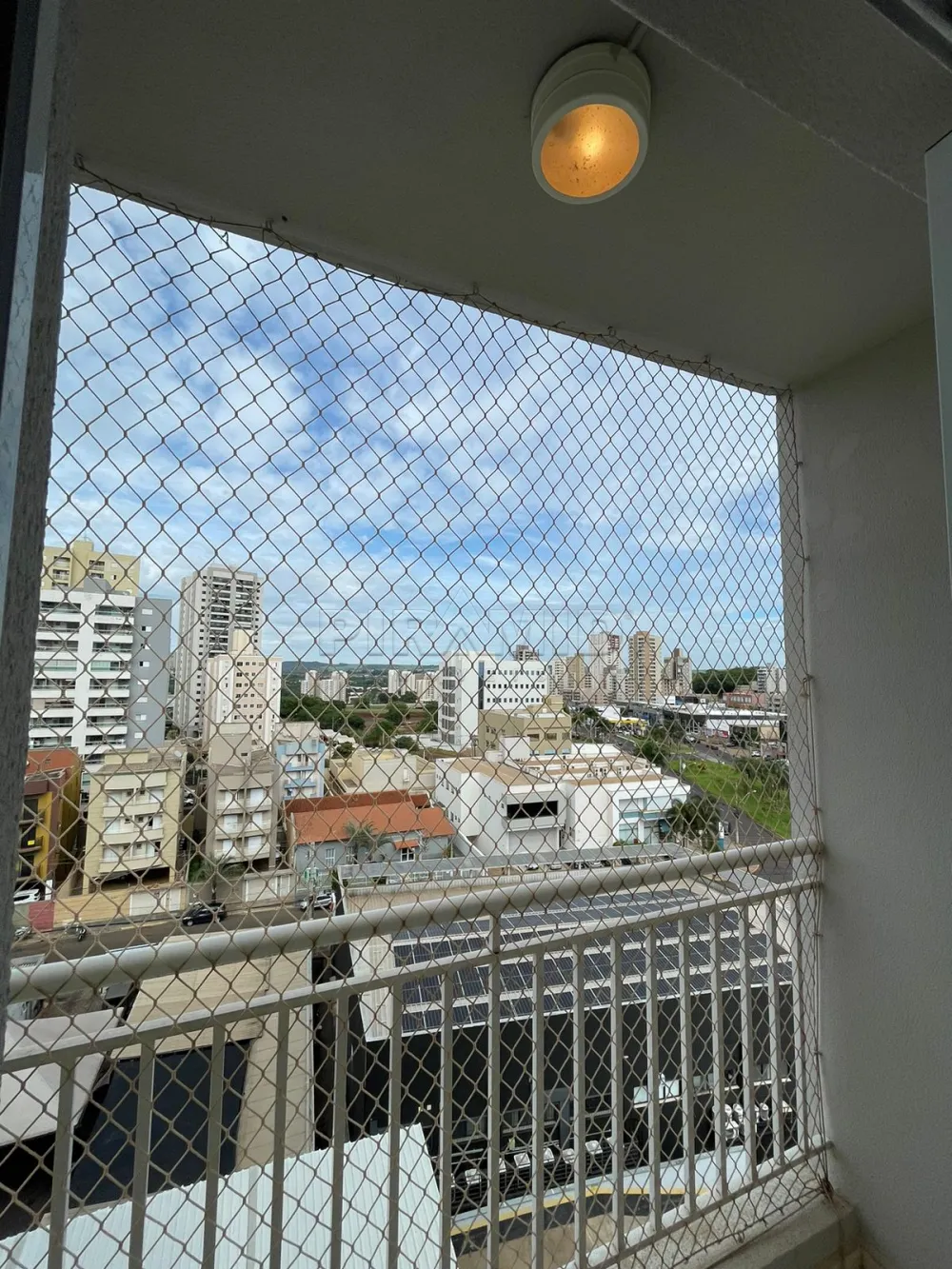 Alugar Apartamento / Padr&atilde;o em Ribeir&atilde;o Preto R$ 1.850,00 - Foto 6
