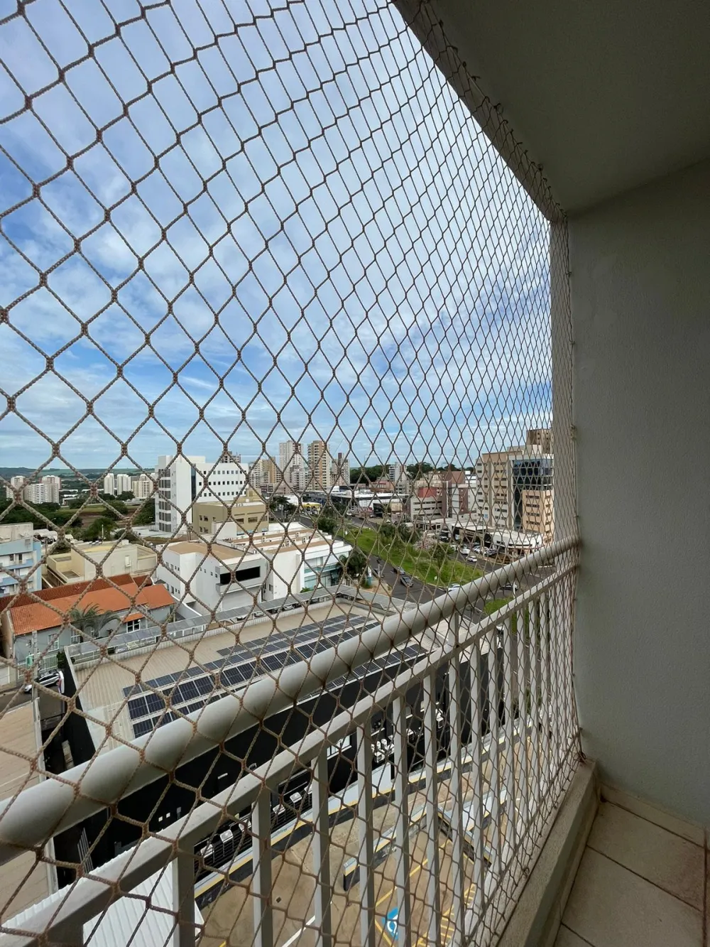 Alugar Apartamento / Padr&atilde;o em Ribeir&atilde;o Preto R$ 1.850,00 - Foto 7