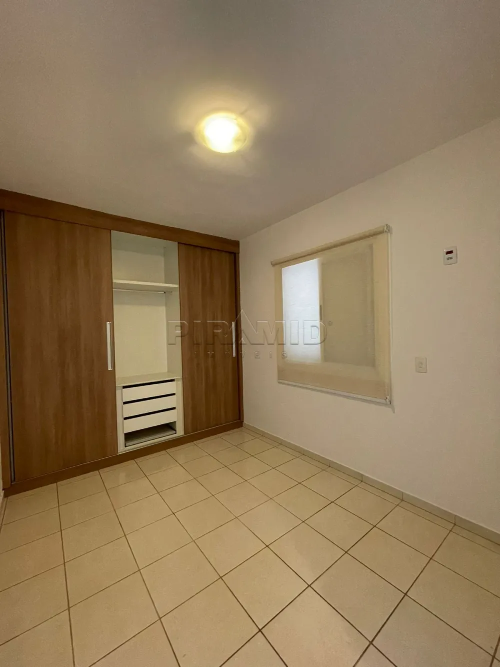Alugar Apartamento / Padr&atilde;o em Ribeir&atilde;o Preto R$ 1.850,00 - Foto 15