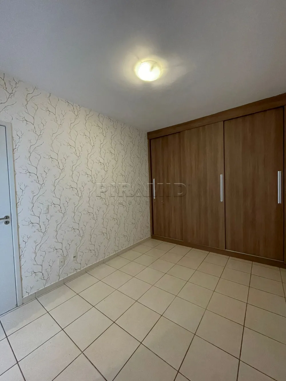 Alugar Apartamento / Padr&atilde;o em Ribeir&atilde;o Preto R$ 1.850,00 - Foto 17