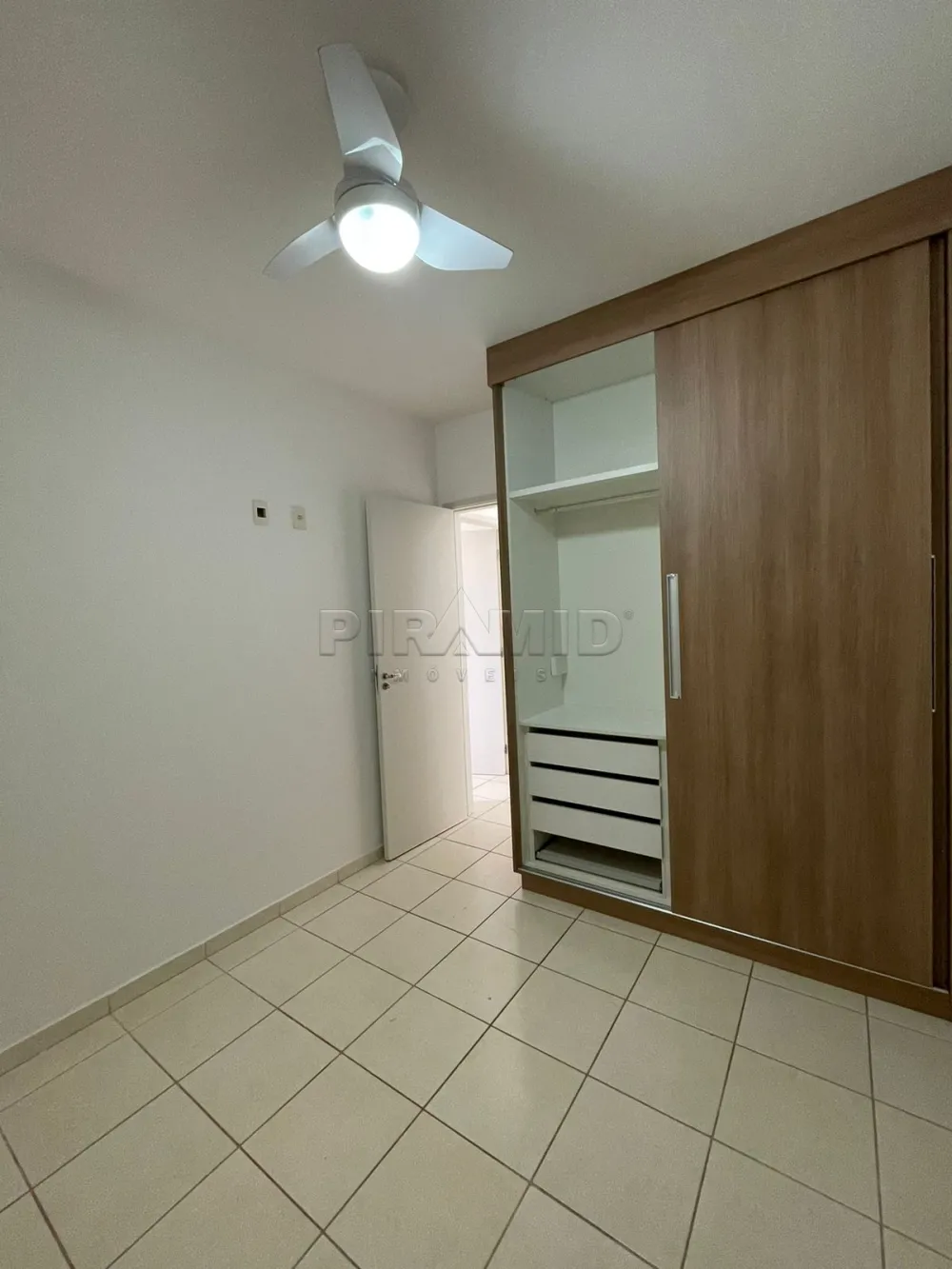 Alugar Apartamento / Padr&atilde;o em Ribeir&atilde;o Preto R$ 1.850,00 - Foto 25