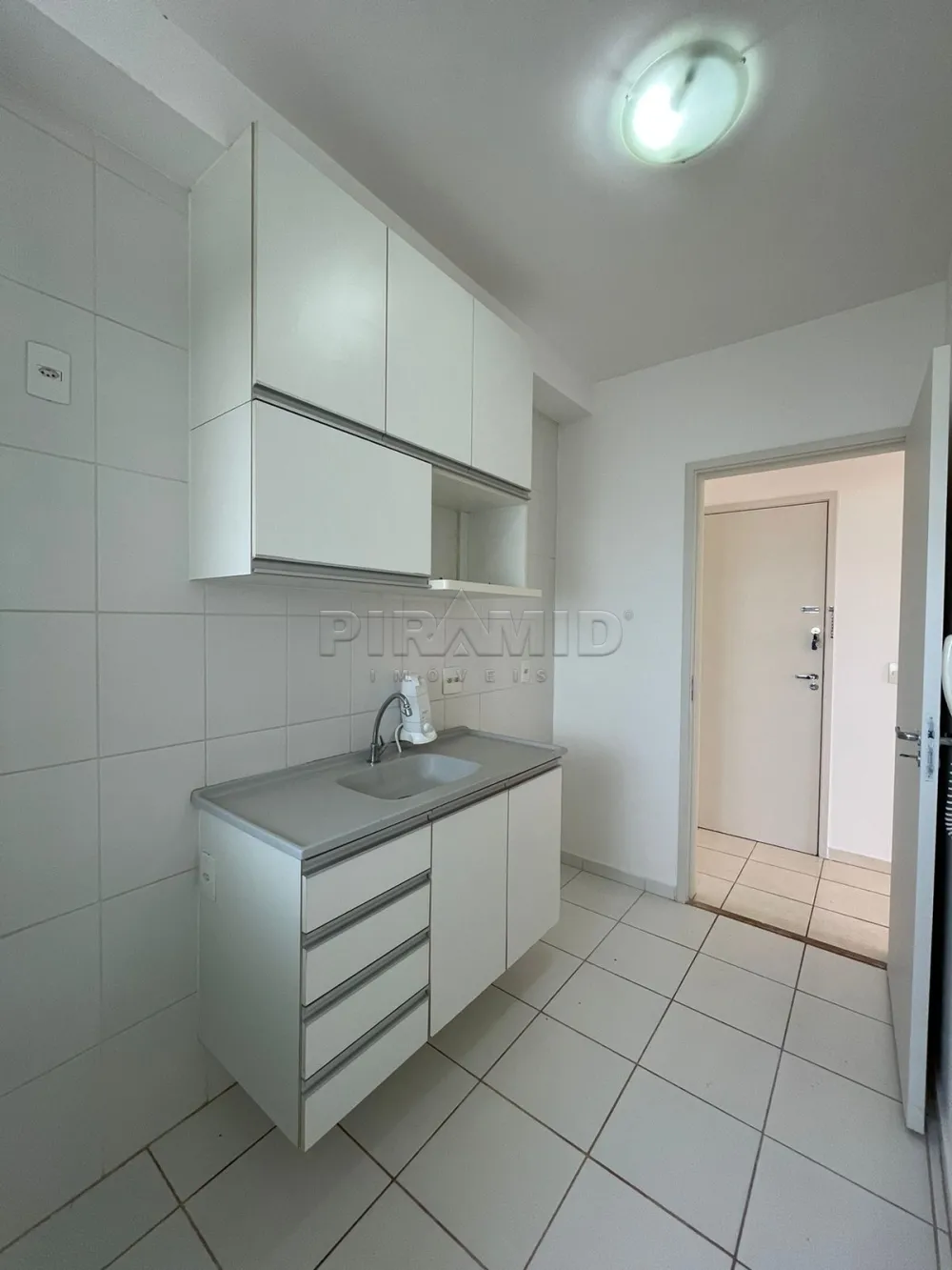 Alugar Apartamento / Padr&atilde;o em Ribeir&atilde;o Preto R$ 1.850,00 - Foto 33