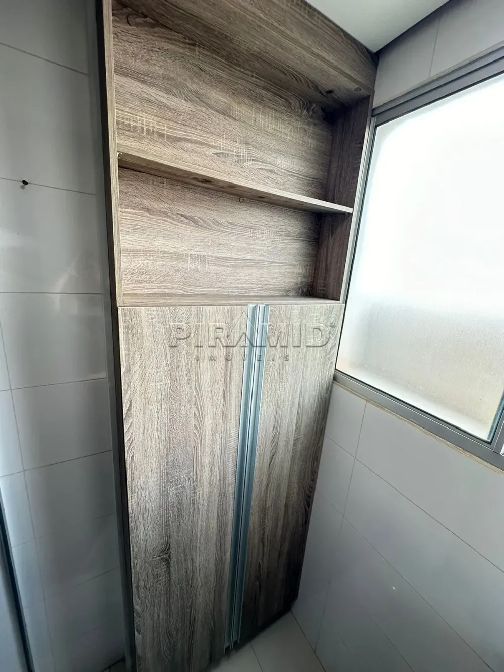 Alugar Apartamento / Padr&atilde;o em Ribeir&atilde;o Preto R$ 1.700,00 - Foto 8