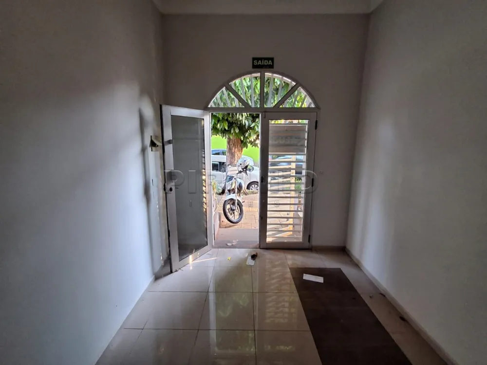Alugar Casa / Padr&atilde;o em Ribeir&atilde;o Preto R$ 950,00 - Foto 5