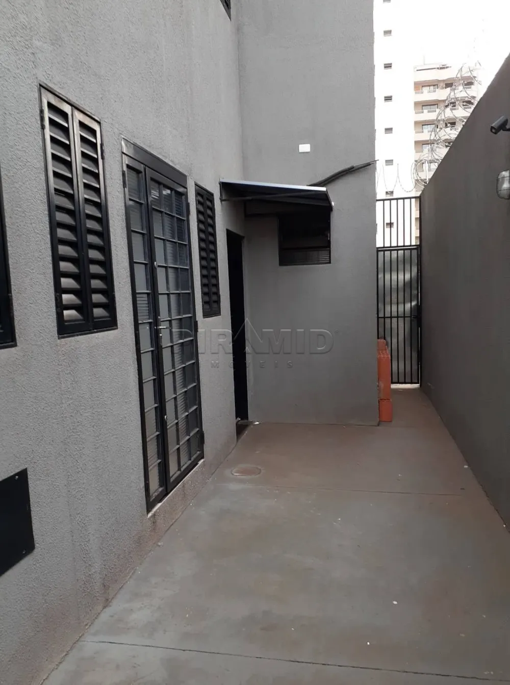Comprar Comercial / Pr&eacute;dio em Ribeir&atilde;o Preto R$ 320.000,00 - Foto 1