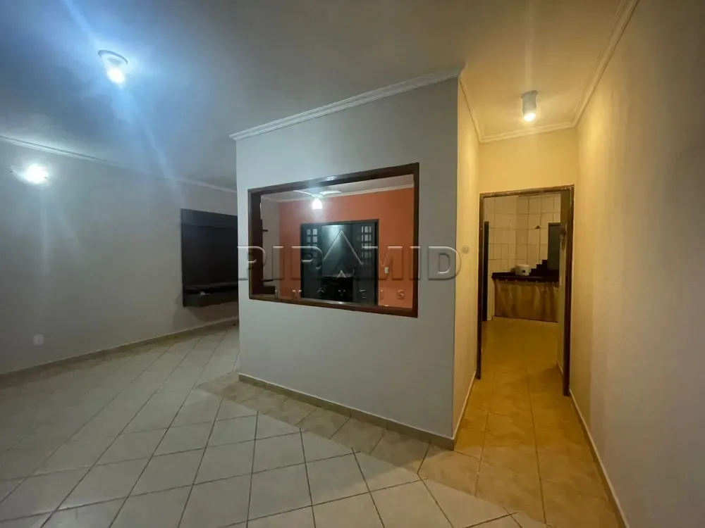 Alugar Casa / Padr&atilde;o em Ribeir&atilde;o Preto R$ 1.500,00 - Foto 10