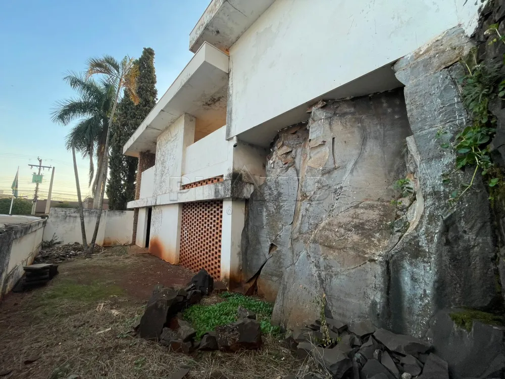 Alugar Casa / Padr&atilde;o em Ribeir&atilde;o Preto R$ 8.000,00 - Foto 47