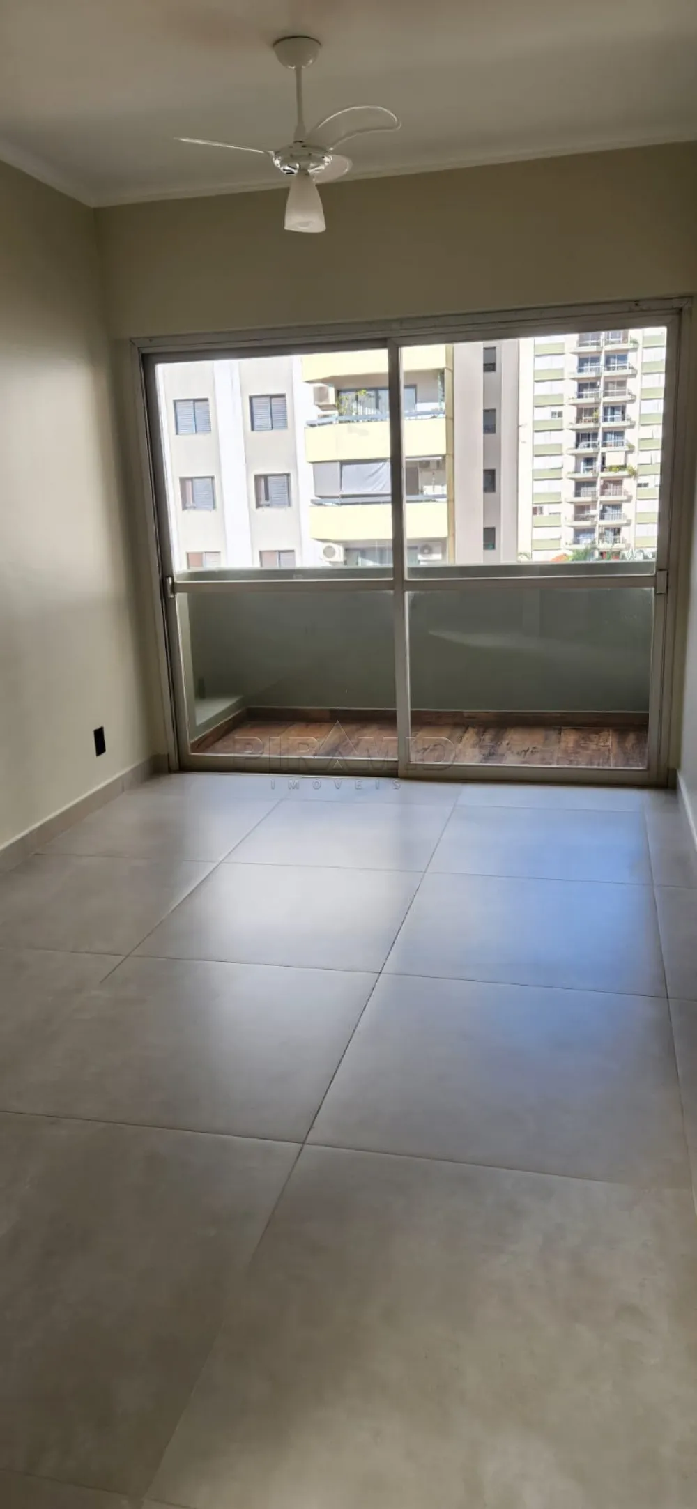 Comprar Apartamento / Padr&atilde;o em Ribeir&atilde;o Preto R$ 305.000,00 - Foto 1