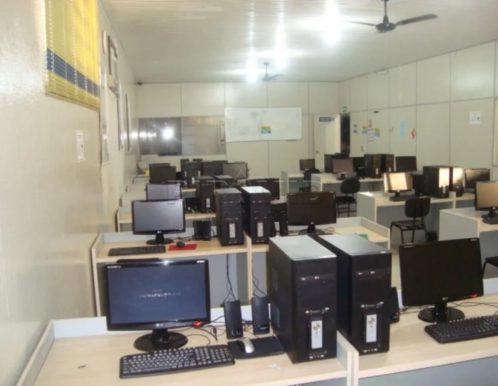 Alugar Comercial / Ponto Comercial em S&atilde;o Sim&atilde;o R$ 7.000,00 - Foto 17