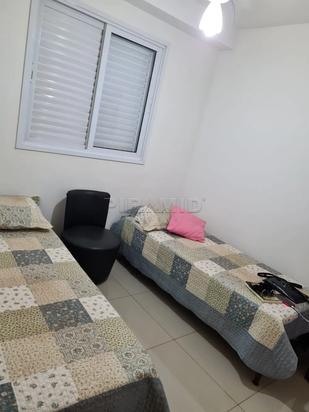 Alugar Apartamento / Padr&atilde;o em Ribeir&atilde;o Preto R$ 1.600,00 - Foto 5
