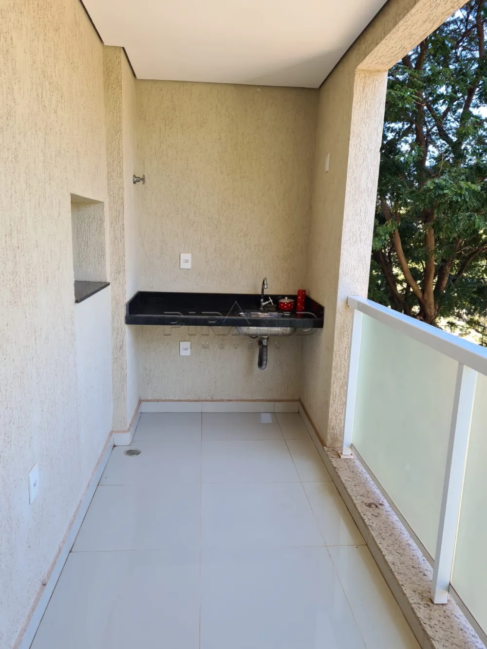 Alugar Apartamento / Padr&atilde;o em Ribeir&atilde;o Preto R$ 1.600,00 - Foto 4