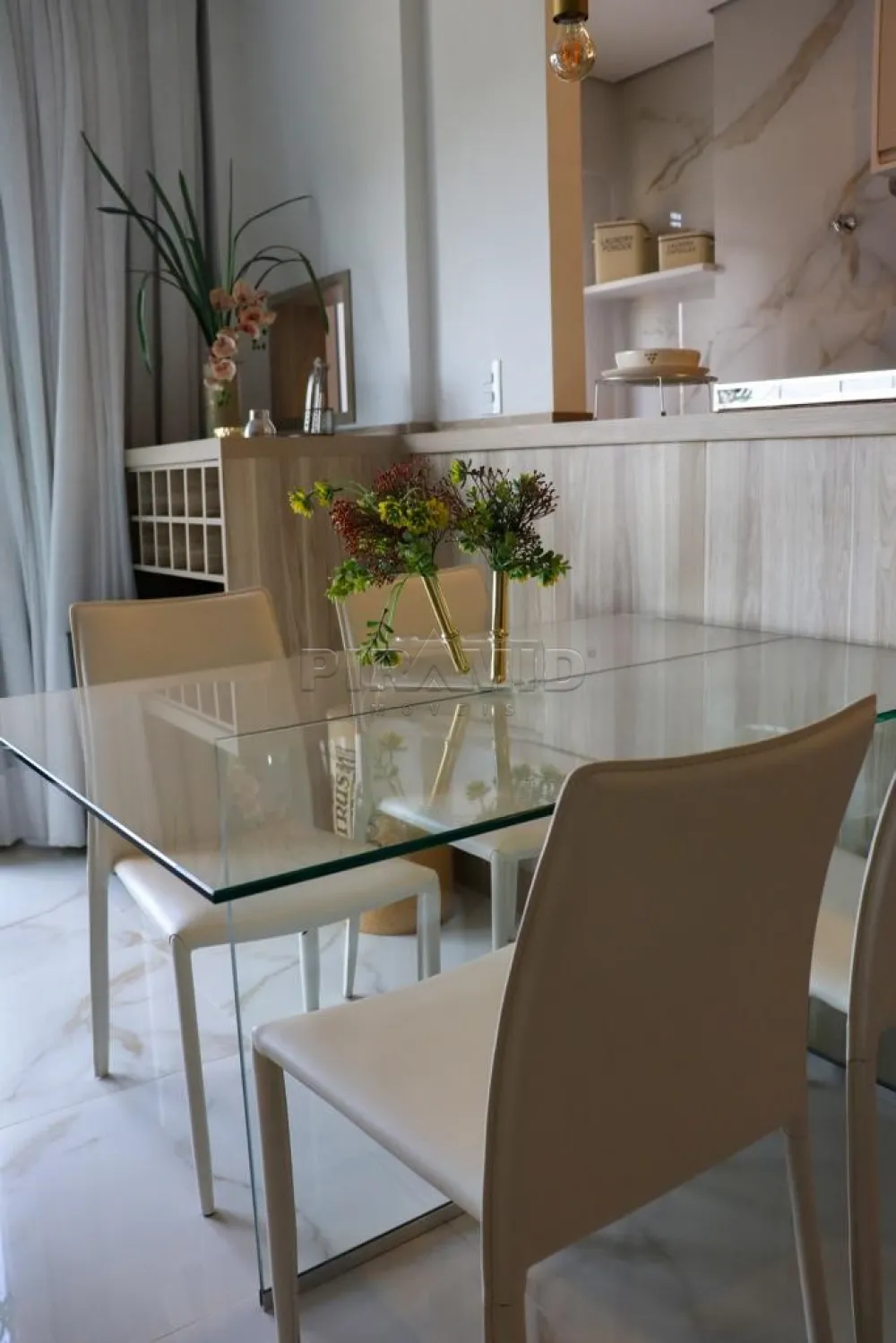 Alugar Apartamento / Padr&atilde;o em Ribeir&atilde;o Preto R$ 4.100,00 - Foto 9