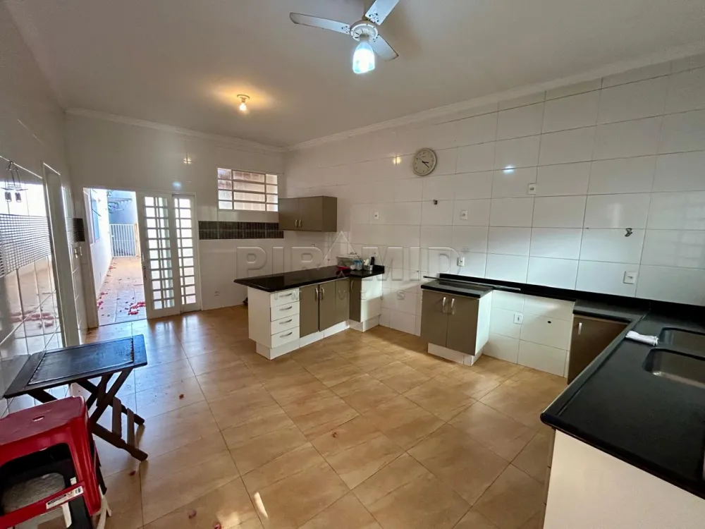 Comprar Casa / Padr&atilde;o em Ribeir&atilde;o Preto R$ 1.080.000,00 - Foto 17