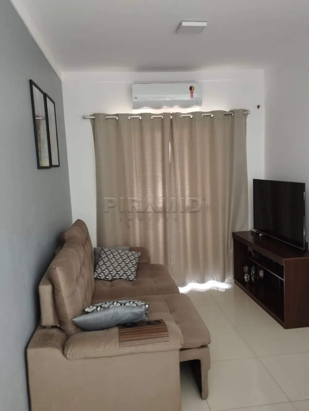 Comprar Apartamento / Padr&atilde;o em Ribeir&atilde;o Preto R$ 300.000,00 - Foto 1