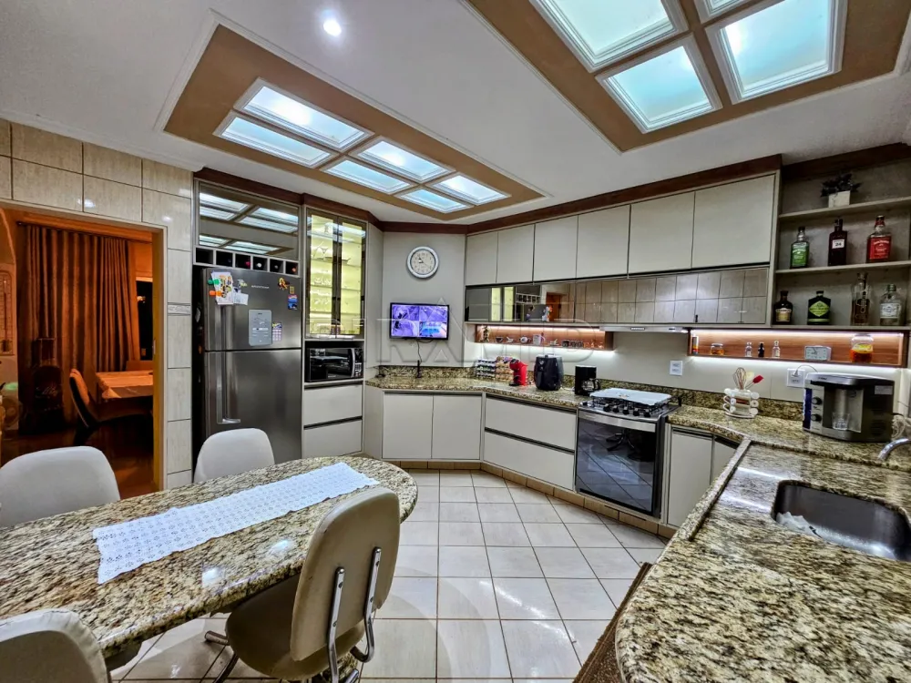 Comprar Casa / Padr&atilde;o em Ribeir&atilde;o Preto R$ 1.100.000,00 - Foto 16