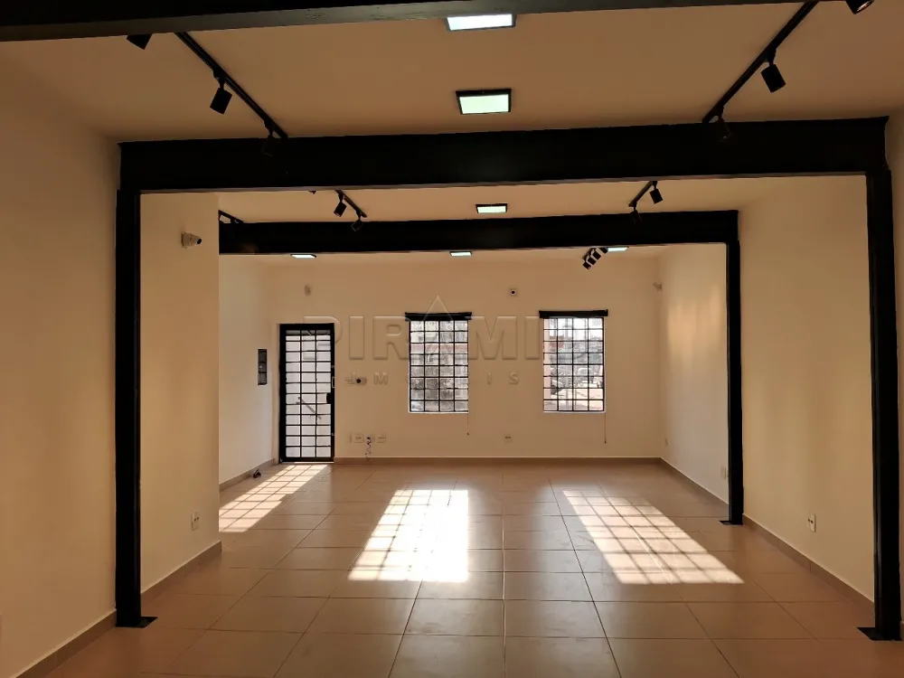 Alugar Comercial / Sal&atilde;o em Ribeir&atilde;o Preto R$ 2.800,00 - Foto 1